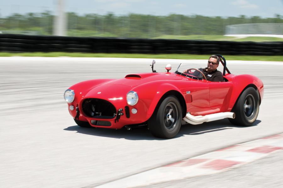  Shelby Cobra 427 Competition 1965 года  (фото 4 из 40)